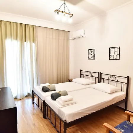 Apartment Downtown 10 *