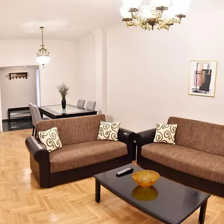 Appartamento Downtown 10