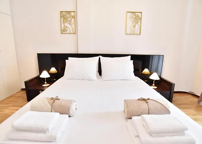 Διαμέρισμα Downtown 10 *